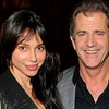 Mel Gibson và Oskana thời còn bên nhau. (Nguồn: Getty Images)