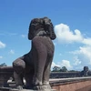 Một bức tượng sư tử ở Angkor Wat. (Ảnh minh họa: Internet)