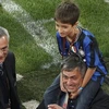 Jose Jr khi còn ở Inter cùng cha. (Nguồn: Reuters)