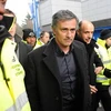 Nhân viên an ninh sẽ tăng cường bảo vệ Mourinho hơn. (Nguồn: Daily Mail)