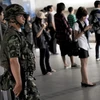Binh sĩ Thái Lan tăng cường an ninh ở Bangkok. (Nguồn: AFP/TTXVN)