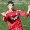 Ronaldo lập siêu phẩm. (Nguồn: Reuters)