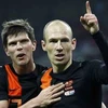 Robben cùng Huntelaar nổ súng giúp Hà Lan đánh bại Anh. (Nguồn: Reuters)