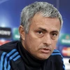 HLV Mourinho tại buổi họp báo. (Nguồn: Reuters)