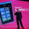 Nokia giới thiệu smartphone Lumia 800C tại Bắc Kinh. (Nguồn: AP)