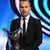 Iniseta đoạt danh hiệu Cầu thủ xuất sắc nhất châu Âu