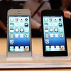 iPhone 5 không lo thiếu phụ kiện. (Nguồn: AFP)