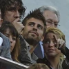 Pique và Shakira trên khán đài. (Nguồn: Marca)