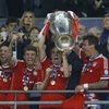 Chùm ảnh đáng nhớ trong ngày Bayern đăng quang