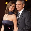 Chàng tài tử độc thân quyến rũ George Cloony và Elisabetta Canalis. (Nguồn: Internet)