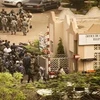 Quân đảo chính chiếm trụ sở Đài phát thanh-truyền hình Mali ở Bamako ngày 22/3 vừa qua. (Nguồn: Reuters)