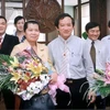 Phó chủ tịch UBND tỉnh Nguyễn Thành Trí đến chào xã giao bà Men Sam An tại Khách sạn Wooshu, thành phố Biên Hòa.