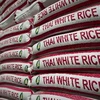 Những bao gạo Thái Lan tại nhà máy ở Bangkok. (Ảnh: AFP/TTXVN)