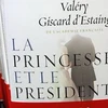 Bìa cuốn sách "The Princess and The President". (Ảnh: AP)