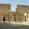 Đền Isis tại Philae, một hòn đảo ở sông Nile. (Ảnh: planetware.com)