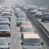 Lượng xe ôtô tại Trung Quốc ngày một tăng lên ảnh hưởng nghiêm trọng không khí nước này. (Nguồn: AFP/TTXVN)