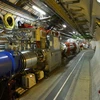 Máy gia tốc hạt lớn (LHC) được lắp đặt cách mặt đất 100m. (Nguồn: Internet)