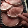Thịt lợn bán tại một siêu thị ở Berlin, Đức ngày 11/1. (Nguồn: THX/TTXVN)