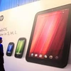 Hình ảnh máy tính bảng TouchPad của HP (ngoài cùng bên phải). (Nguồn: Reuters)
