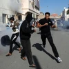 Những người biểu tình Bahrain đụng độ với cảnh sát ngày 14/2. (Nguồn: Getty Images) 
