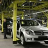 Tại một nhà máy sản xuất ôtô của Mercedes-Benz. (Nguồn: Internet)