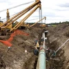 Xây dựng một đường ống dẫn dầu tại Grassland, Alberta. (Nguồn: AP)
