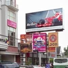 Các biển quảng cáo trên đường phố ở thủ đô Jakarta, Indonesia. (Nguồn: terraproject)