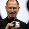 Steve Jobs và sản phẩm iPod của Apple. (Nguồn: The Hindu)