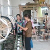 Xưởng sản xuất the ở làng La Khê. (Nguồn: hanoimoi)