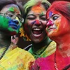Lễ hội màu sắc đón mùa Xuân tưng bừng tại Ấn Độ