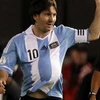 Messi ăn mừng bàn thắng trong trận đấu giữa Argentina và Ecuador. (Nguồn: Reuters) 