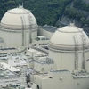 Lò phản ứng số 3 (phải) của nhà máy điện hạt nhân Ohi ở thị trấn Ohi, quận Fukui, miền trung Nhật Bản. (Nguồn: Kyodo/TTXVN)