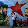 Bức tranh chân dung tổng thống Nicaragua Daniel Ortega và nguyên Chủ tịch Cuba Fidel Castro tại Cuba Plaza, Managua. (Nguồn: AP)