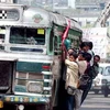 Xe cũ kĩ lạc hậu và chở quá tải là những nguyên nhân chủ yếu dẫn đến các vụ tai nạn giao thông tại khu vực Kashmir của Ấn Độ. (Nguồn: Internet)