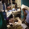 Các nạn nhân vụ đánh bom tại bệnh viện Mulago ở Kampala tối 11/7. (Nguồn: AFP/TTXVN)