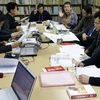 Giáo viên Hàn Quốc và Nhật Bản thảo luận về nội dung cuốn sách lịch sử chung. (Nguồn: hani.co.kr)