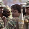 Lính trẻ em ở Sri Lanka. (Nguồn: Reuters)