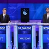 Hai cựu vô địch Ken Jennings và Brad Rutter thi tài cùng máy tính Watson trong chương trình Jeopardy. (Nguồn: AP) 