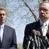 Thượng nghị sỹ Dân chủ Harry Reid (phải) và Chủ tịch Hạ viện, Hạ nghị sỹ Cộng hòa John Boehner trong buổi họp báo. (Nguồn: Reuters)