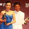 Lưu Gia Linh và Tạ Đình Phong lên ngôi tại giải Kim Tượng 30. (Nguồn: Internet)
