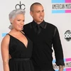 Nữ ca sỹ Pink cùng chồng. (Nguồn: Getty Images)