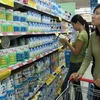 Người dân Việt Nam tiêu thụ ngày càng nhiều các sản phẩm sữa hơn. (Nguồn: Internet)