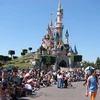 Disneyland Paris vẫn rất đông khách. (Nguồn: Internet)