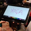 Máy tính bảng Lenovo IdeaPad Yoga. (Nguồn: Internet)