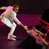 Justin Bieber biểu diễn trên sân O2 Arena. (Nguồn: Getty Images)