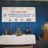 Đại diện Liên hiệp các Hội Khoa học và Kỹ thuật Việt Nam công bố các công trình đoạt giải (Ảnh: Sơn Bách/Vietnam+)