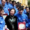 Phó Chủ tịch nước Nguyễn Thị Doan gặp gỡ các đại biểu. (Ảnh: Internet)