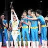 Tiết mục "Đu siêu nhân" đoạt Huy chương vàng tại Liên hoan xiếc quốc tế lần III tổ chức tại Tây Ban Nha (Nguồn: Liên đoàn xiếc Việt Nam)