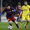 Fabregas quá nhạt nhòa so với Messi (Nguồn: Reuters).