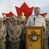 Ông Stephen Harper phát biểu trước các binh sĩ Canada đóng tại Kandahar (Nguồn: Reuters)